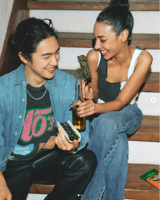 올해 김 수출이 늘어나면서 CJ제일제당 비비고가 해외 소비자들에게 김 제품 활용법을 적극 알리고 있다. 출처: 비비고 글로벌 사회관계망서비스(SNS)